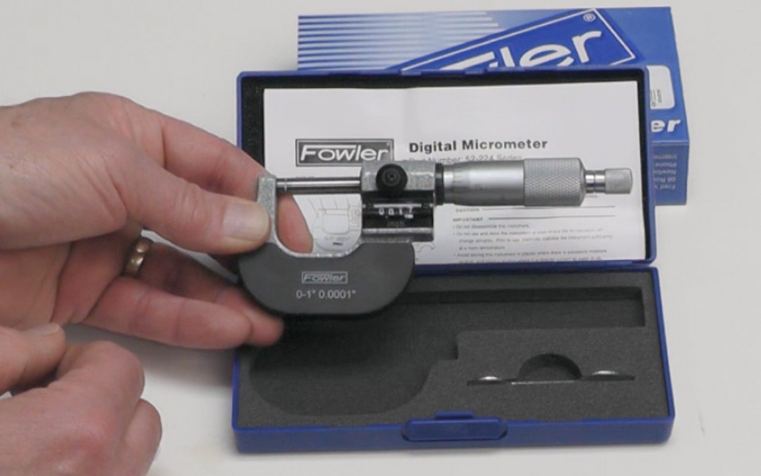 Fowler 52-224-001-0 Digit Outside Micrometer with 0–1" Range