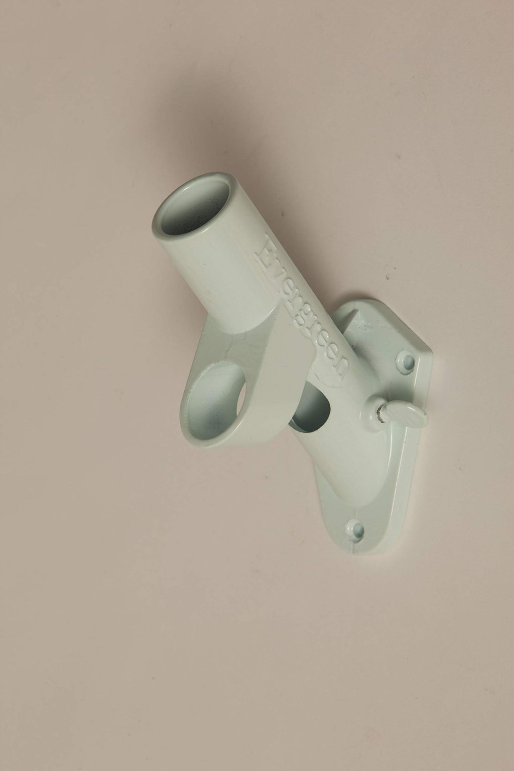 Multi-Purpose White Flag Bracket