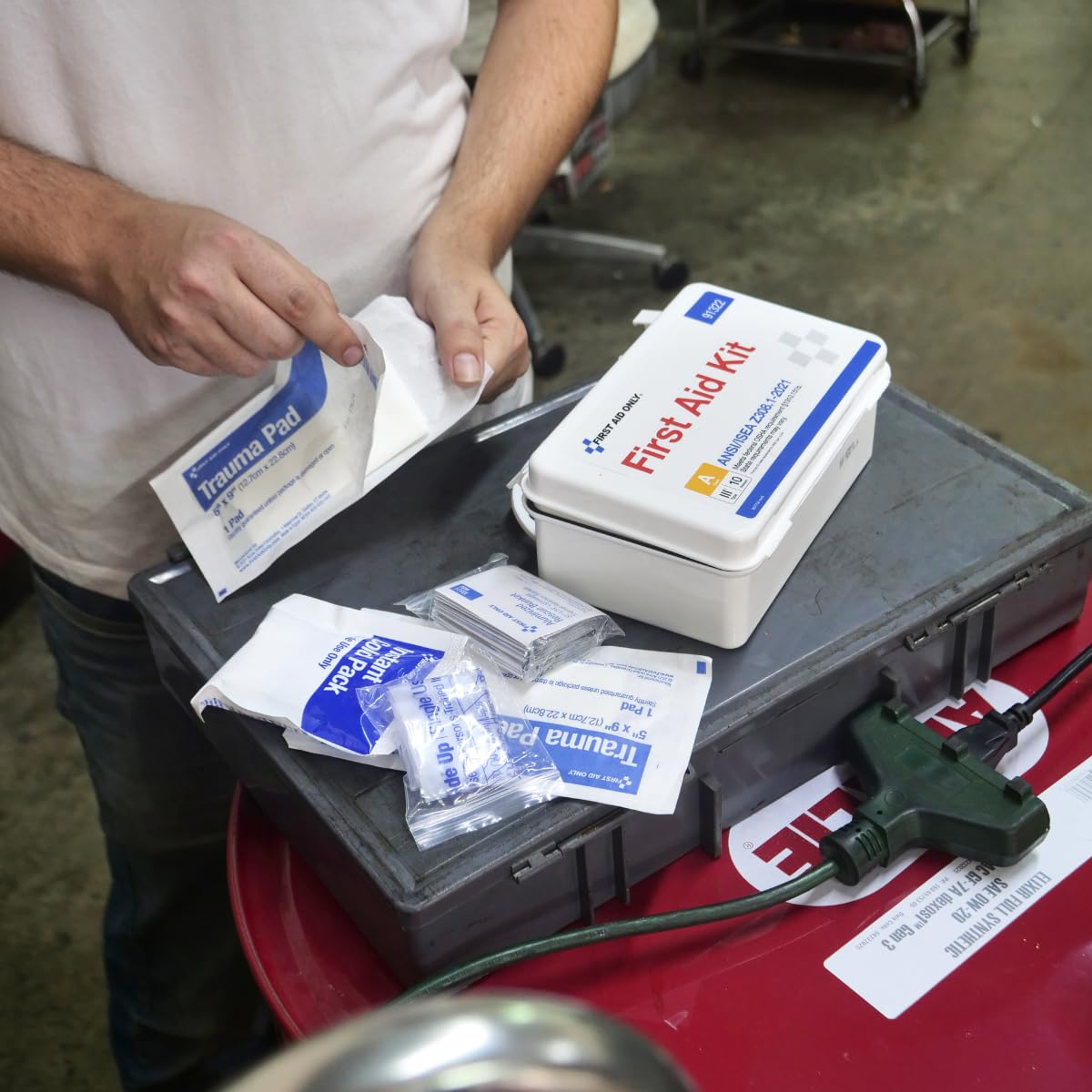 10-Person ANSI Class A First Aid Kit for Offices
