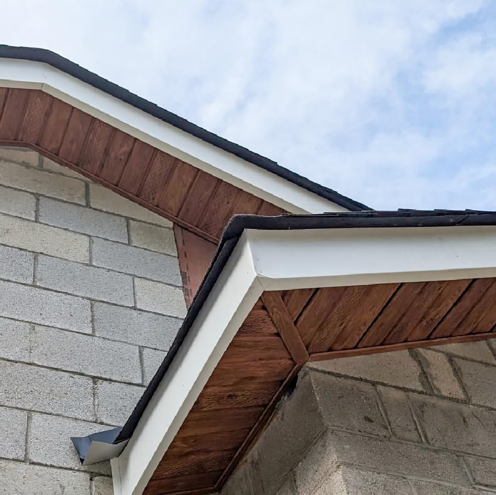 J-Channel Standard Golden Oak Woodgrain PVC Soffit Accessory for Home Improvement