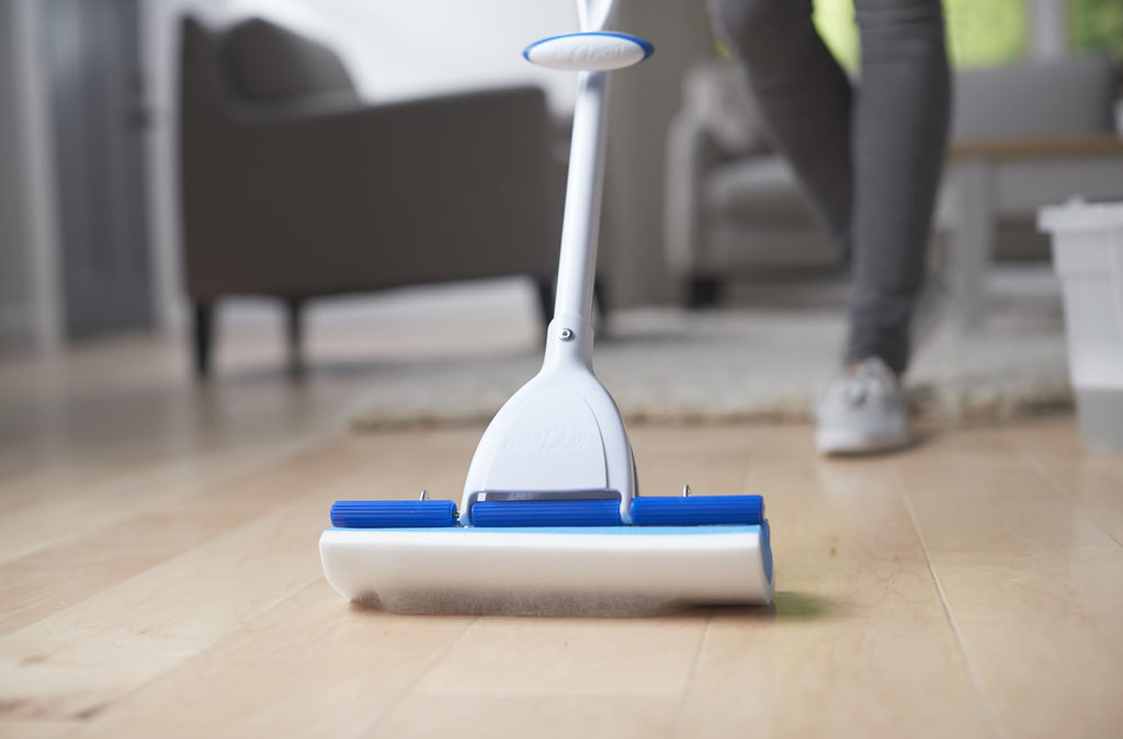 Magic Eraser Roller Floor Mop, White/Blue