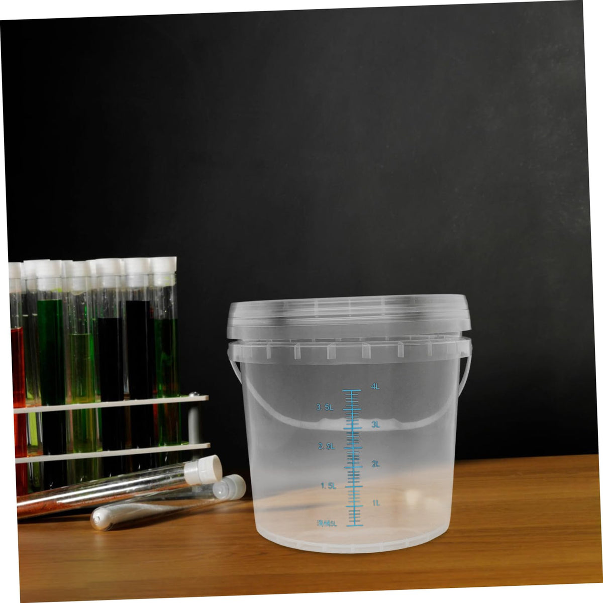 Plastic Measuring Bucket 5l with Handle and Airtight Lid