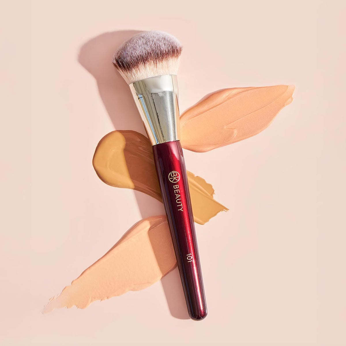 101 Contoured Foundation Brush for Liquid & Cream Makeup
