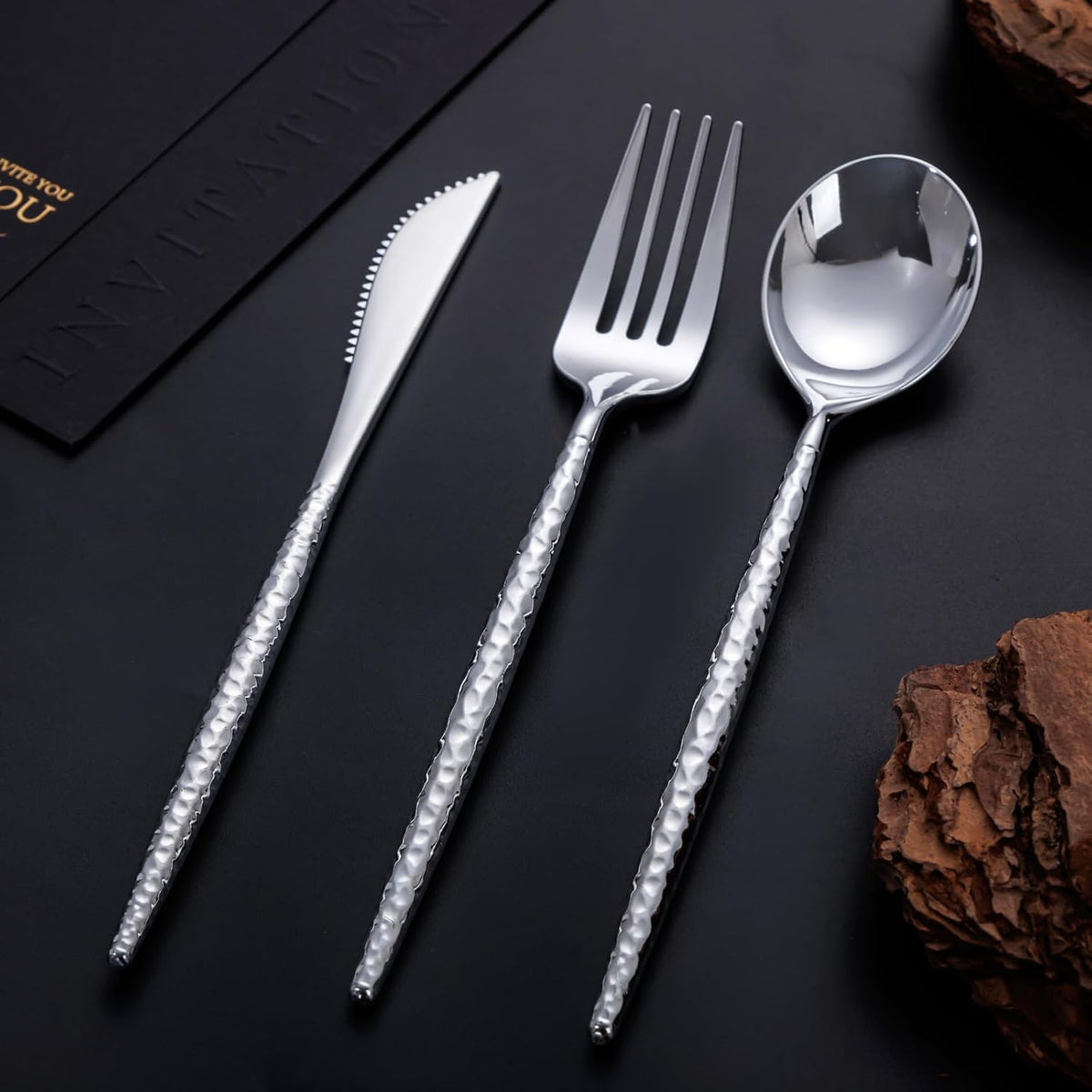 150PCS Silver Plastic Silverware, Disposable Utensils, Includes 50 Knives, Forks and Spoons, Hammered Silverware Set