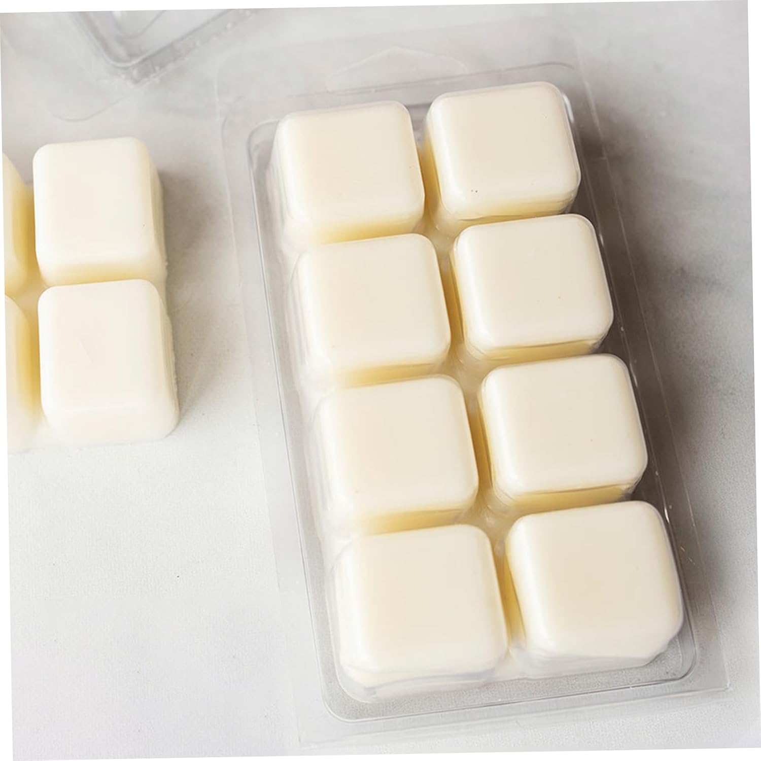 50 Packs Wax Melt Molds, Clear Wax Melt Clamshells Empty Plastic Containers 8 Cavity Plastic Cube Tray for Wickless