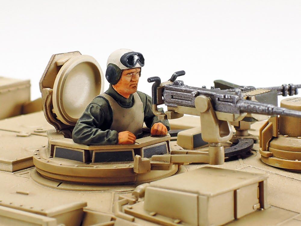 32592 1/48 M1A2 Abrams Plastic Model Kit