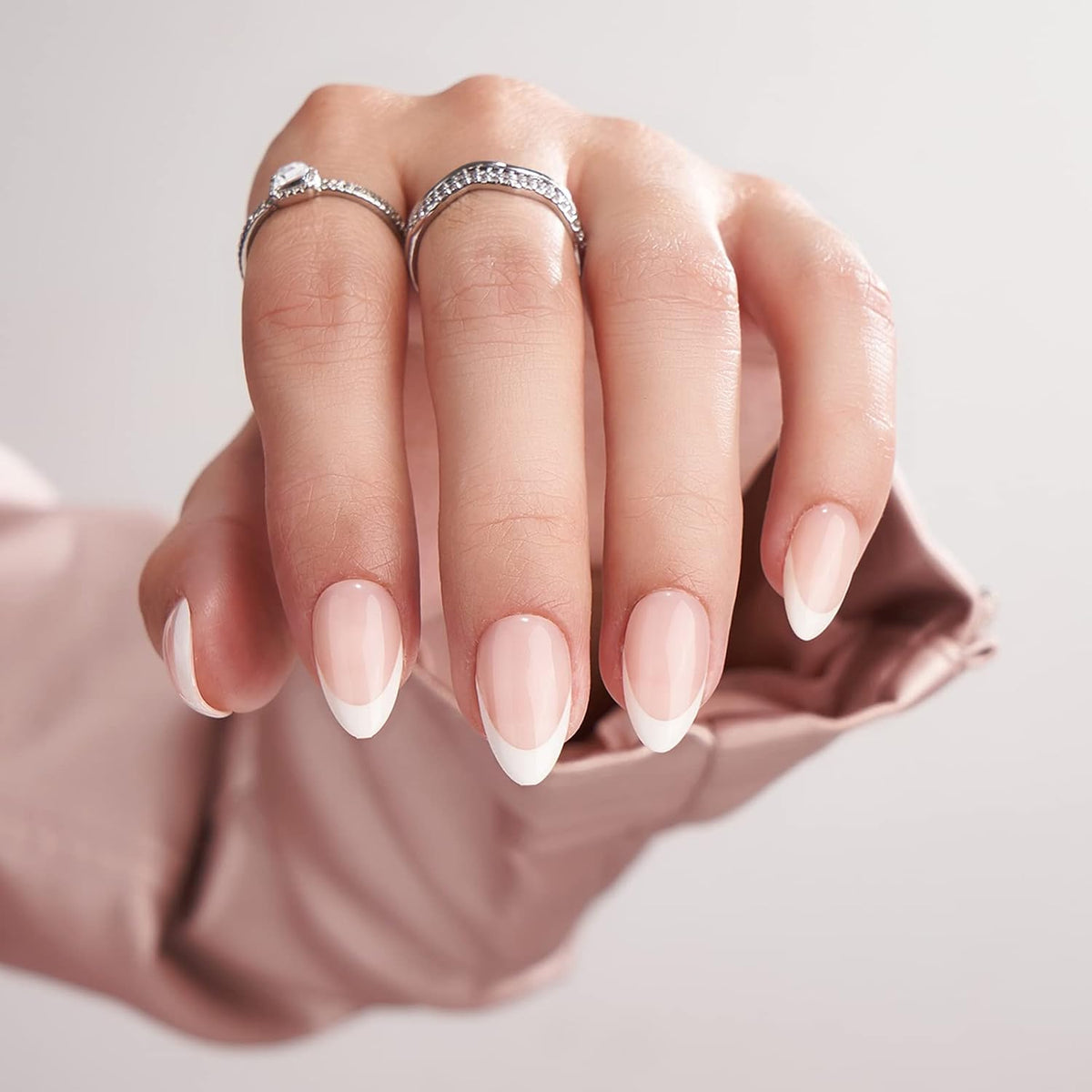 Press On Nails, Short Almond French Tip Nails, 32 Pcs Full Kit