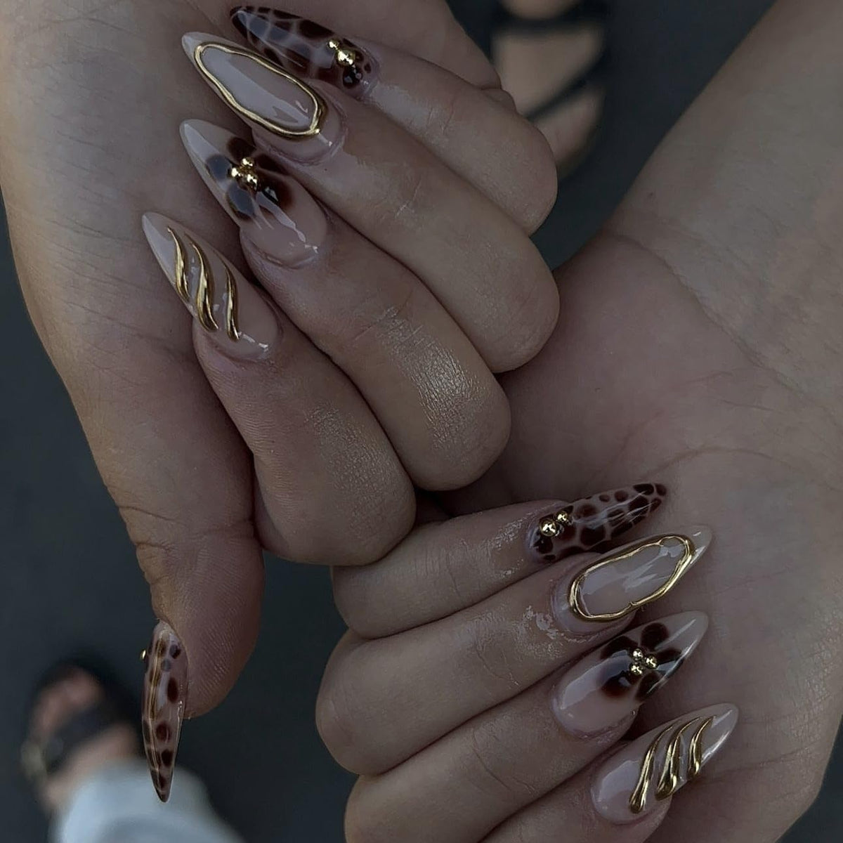 Brown Almond Press on Nails - Medium Leopard Fake Nails with 3D Gold&Flower Designs, Glossy Finished Reusable False