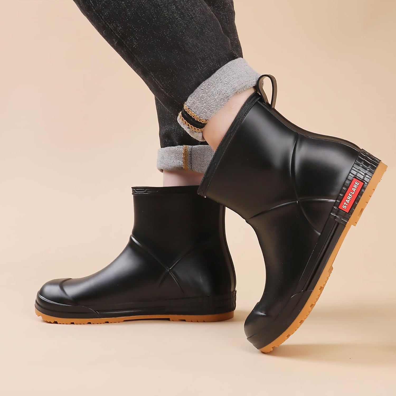 Rain Boots Women and Men Superior Anti-Slip Waterproof Rubber Boots Casual Chealsea Classic Ankle Boots Durable Rain