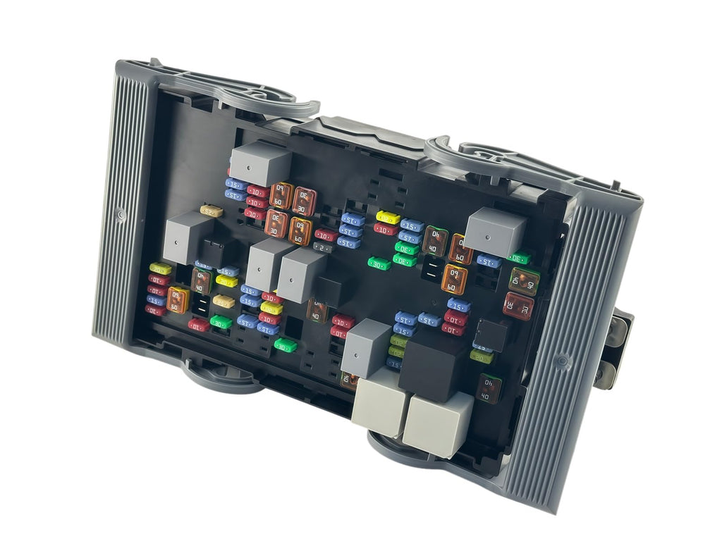 Autoxbtc 22798218 Engine Fuse Box Fits for 2010-2014 Chevy GMC Cadillac