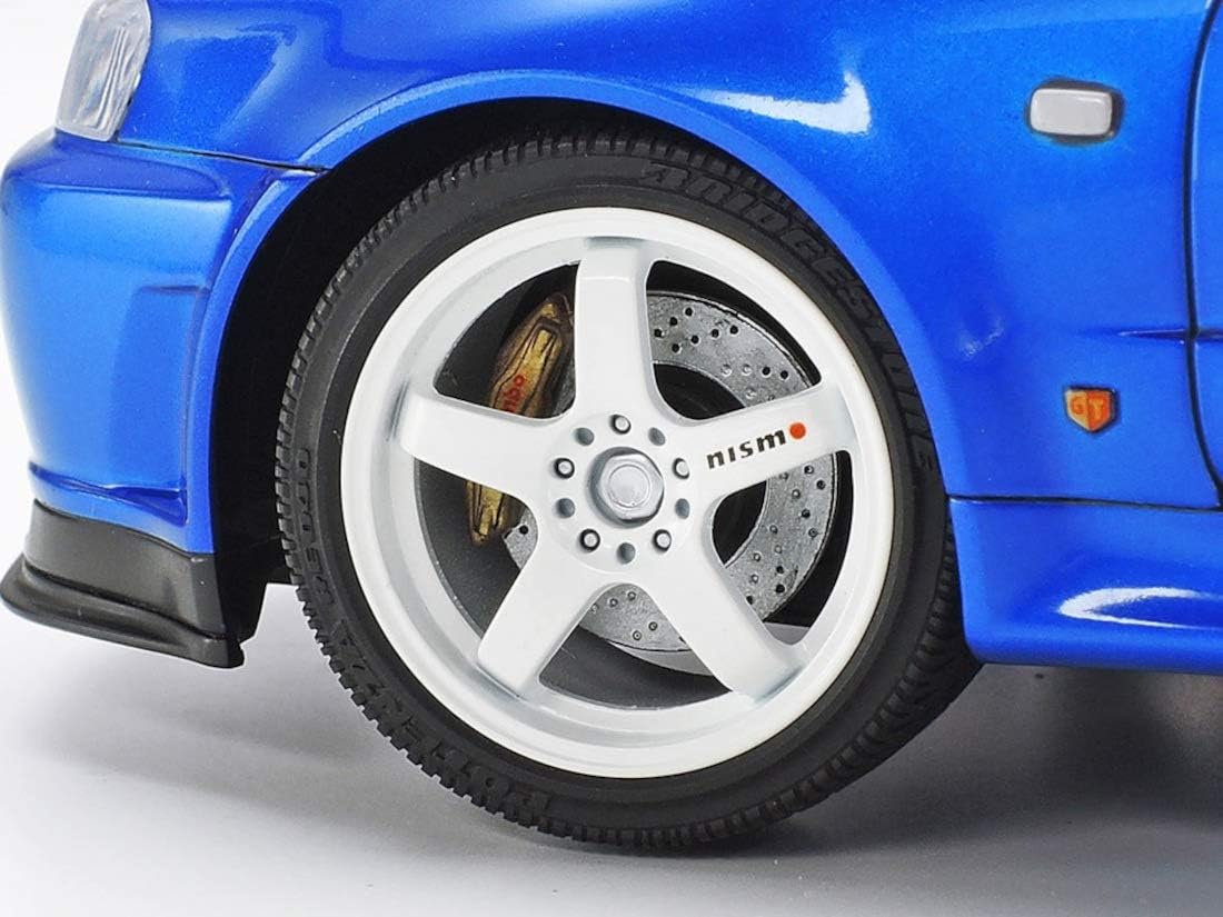 Nissan Skyline GT-R R34 V-Spec II 1/24 Scale Model Kit 24258