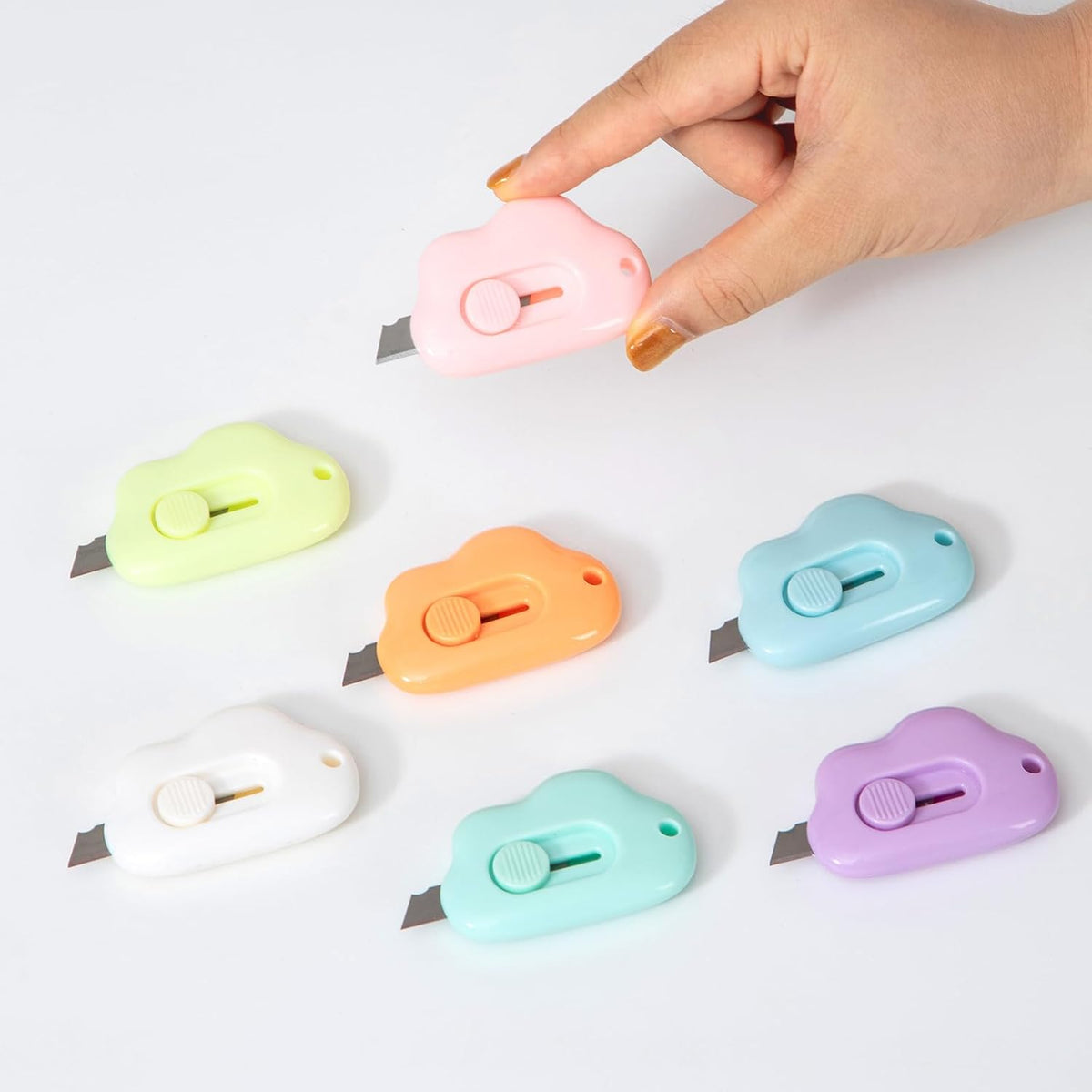 MiniAdorable CloudOpener Utility KnifeCloud Box CutterRetractable LetterOpener a knife withfor Box LetterEnvelope, 7