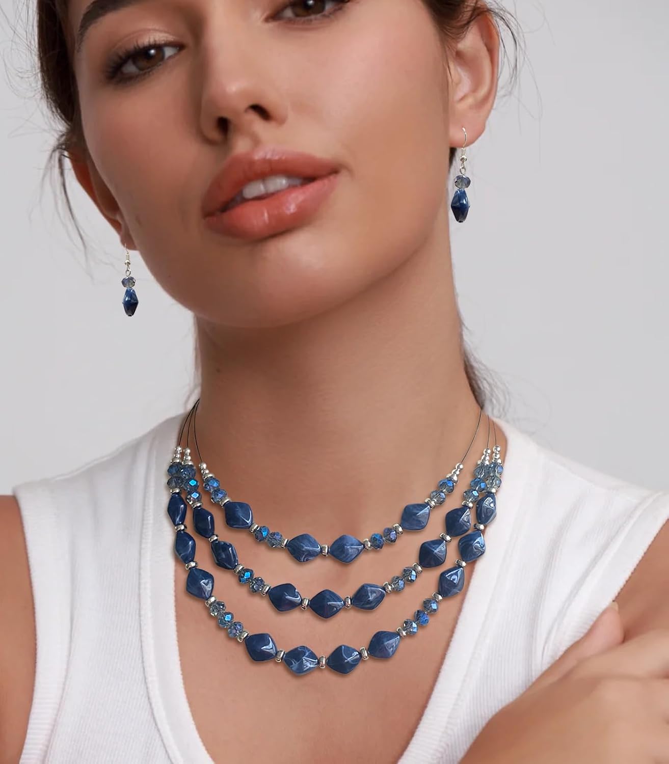 3 Layered Chunky Statement Necklace for Women Beaded Strand Necklaces with Earring Fashion Costumes Collar Necklace