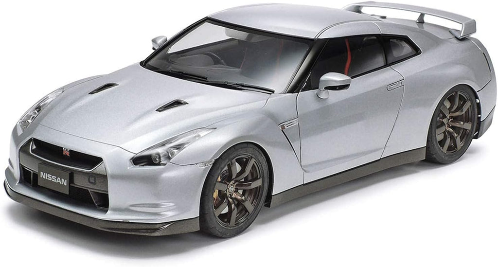 Nissan GT-R R35 - 1/24 Scale Model Kit 24300