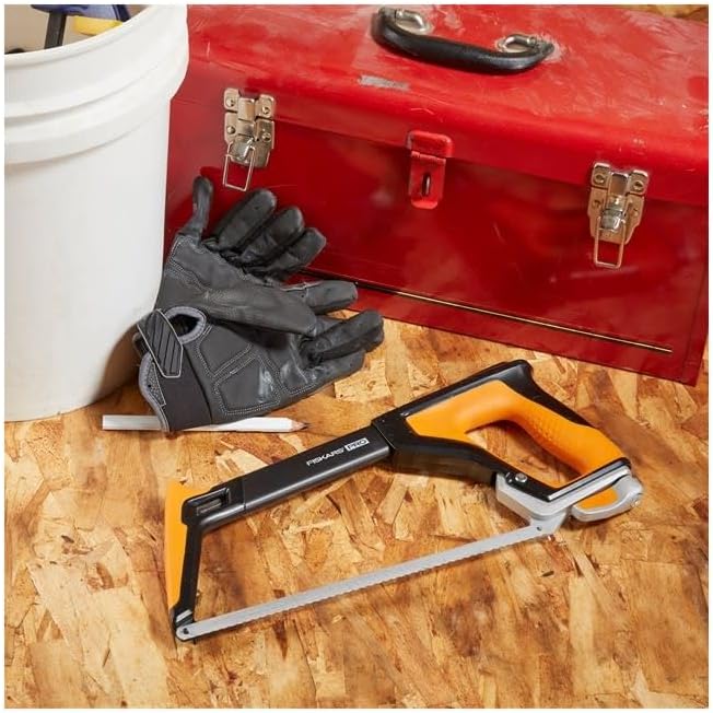 Fiskars Pro TrueTension Hacksaw, Blade-Tensioning Metal Cutting Saw