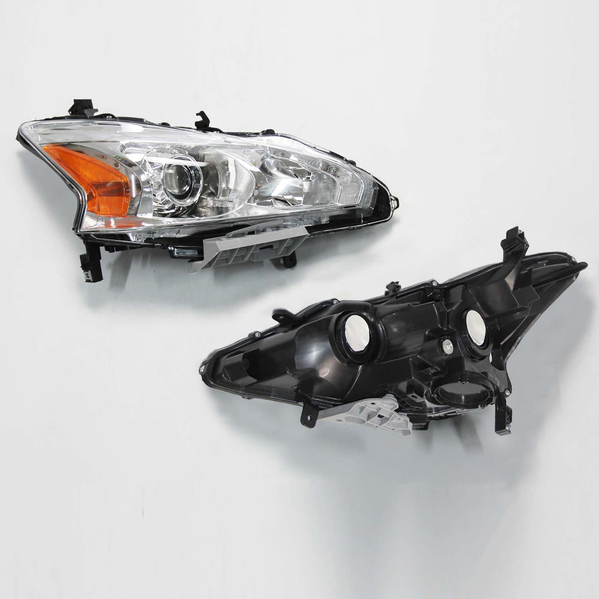 Headlight Assembly Compatible with 2013 2014 2015 Nissan Altima 4-Dr Sedan