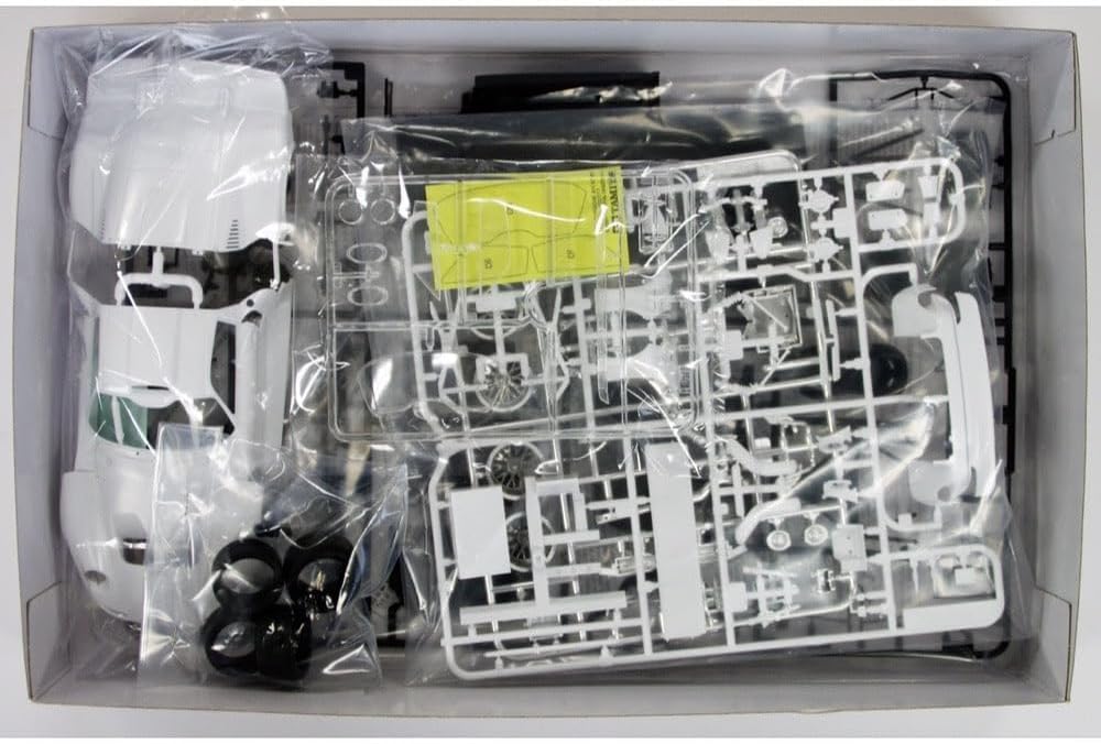 24186 Porsche 911 GT1 1:24 Scale Model Kit