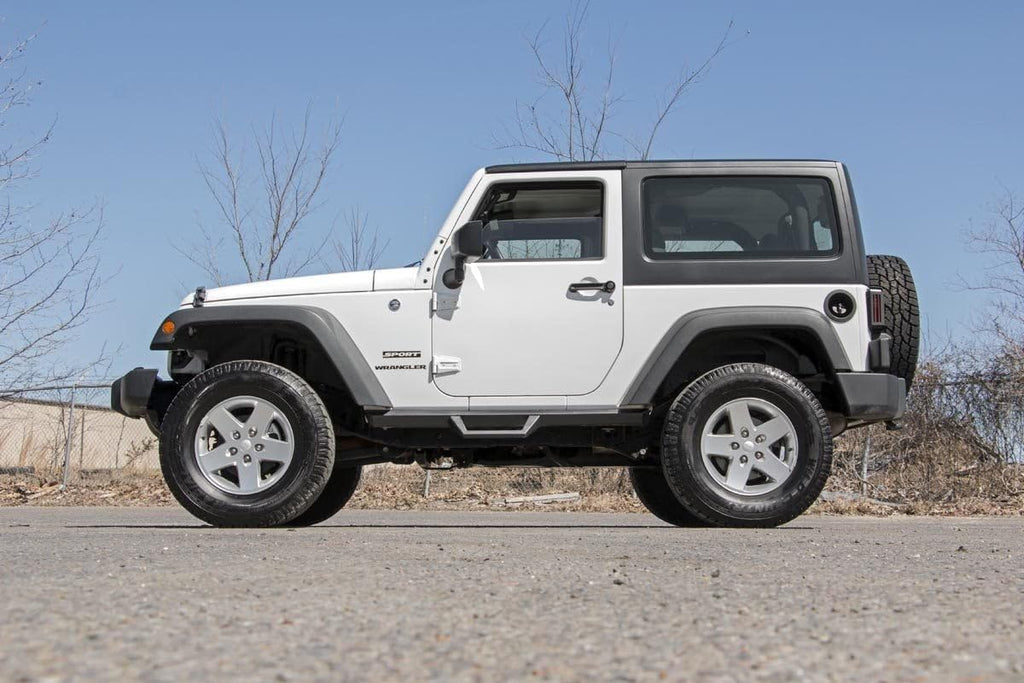 Rough Country 2.5" Lift Kit for 2007-2018 Jeep Wrangler JK | 2-Door - PERF678