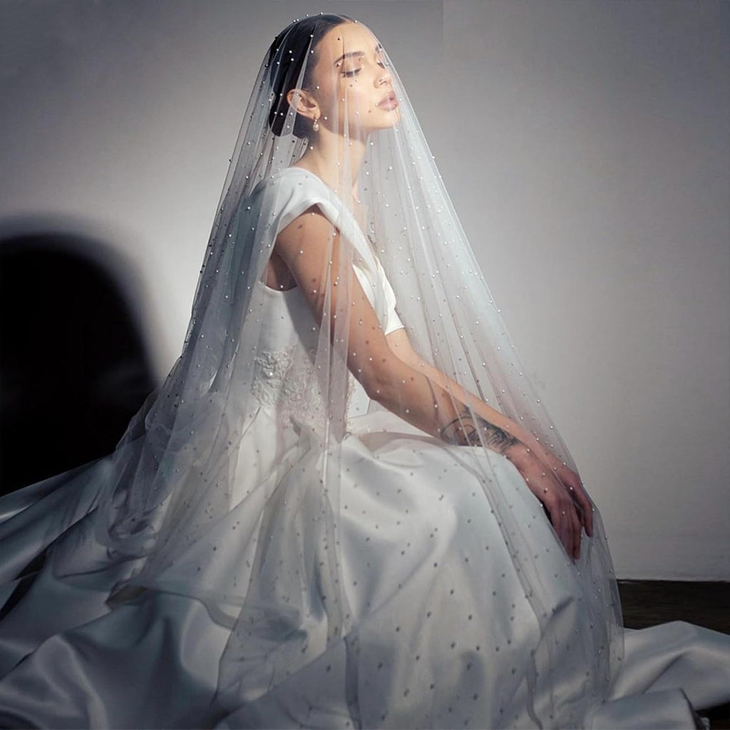 White Pearl Bride Veil Long Bridal Pearl Veils with Hair Comb Wedding Accessories for Women Girls White 1 Tier Long
