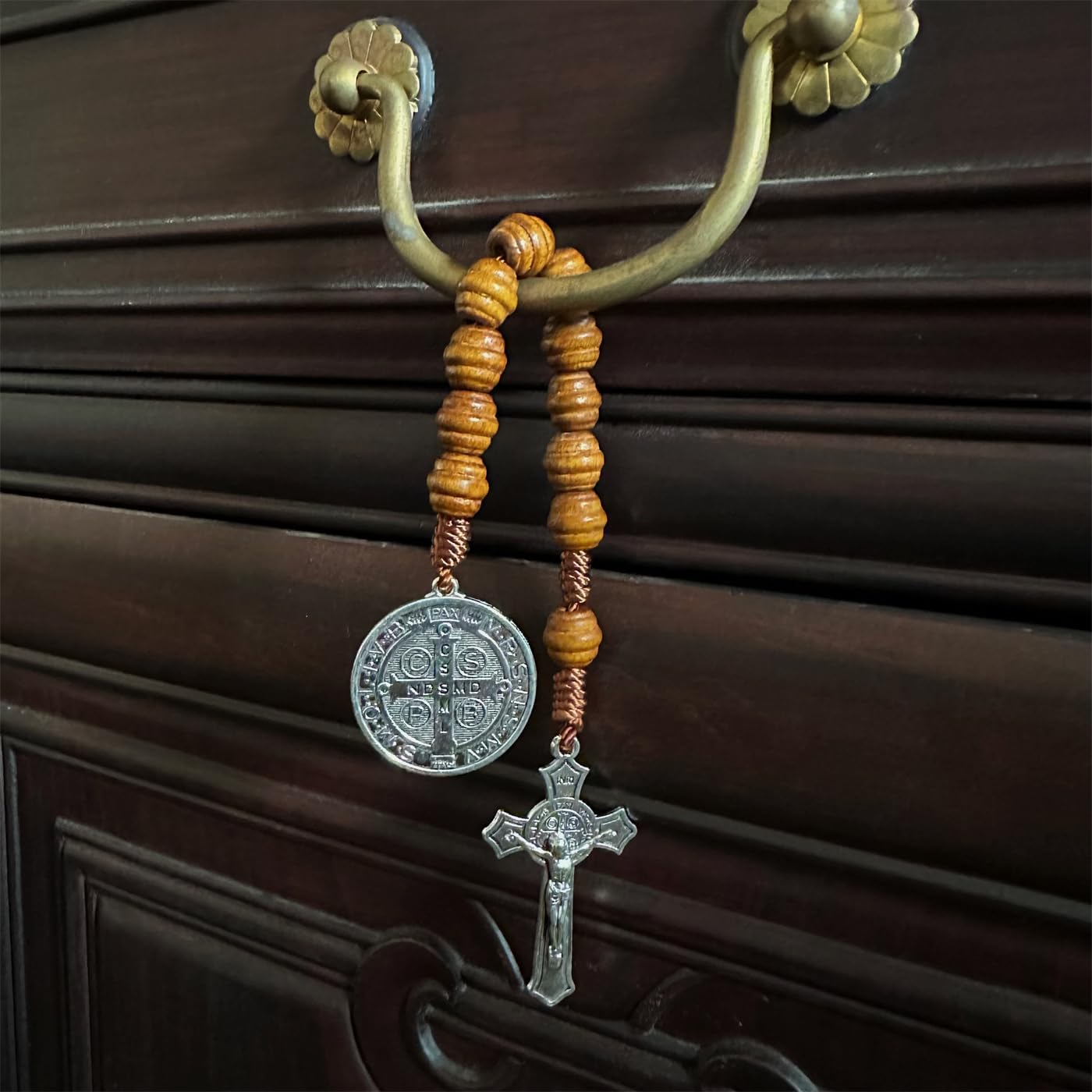 Saint Benedict Medal Prayer Pocket Rosary Catholic Brown Wood Beads with Medalla de san benitol and Crucifix, 9 Inch