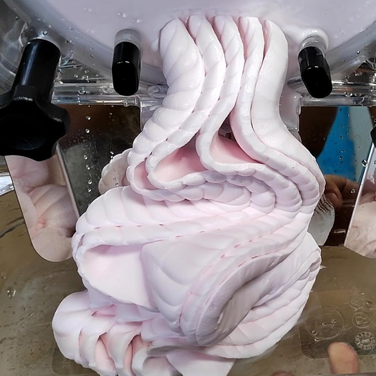 Commercial Small Countertop Hard Ice Cream Machine, Desktop hard ice cream maker for small business - 4 Gal/Hour