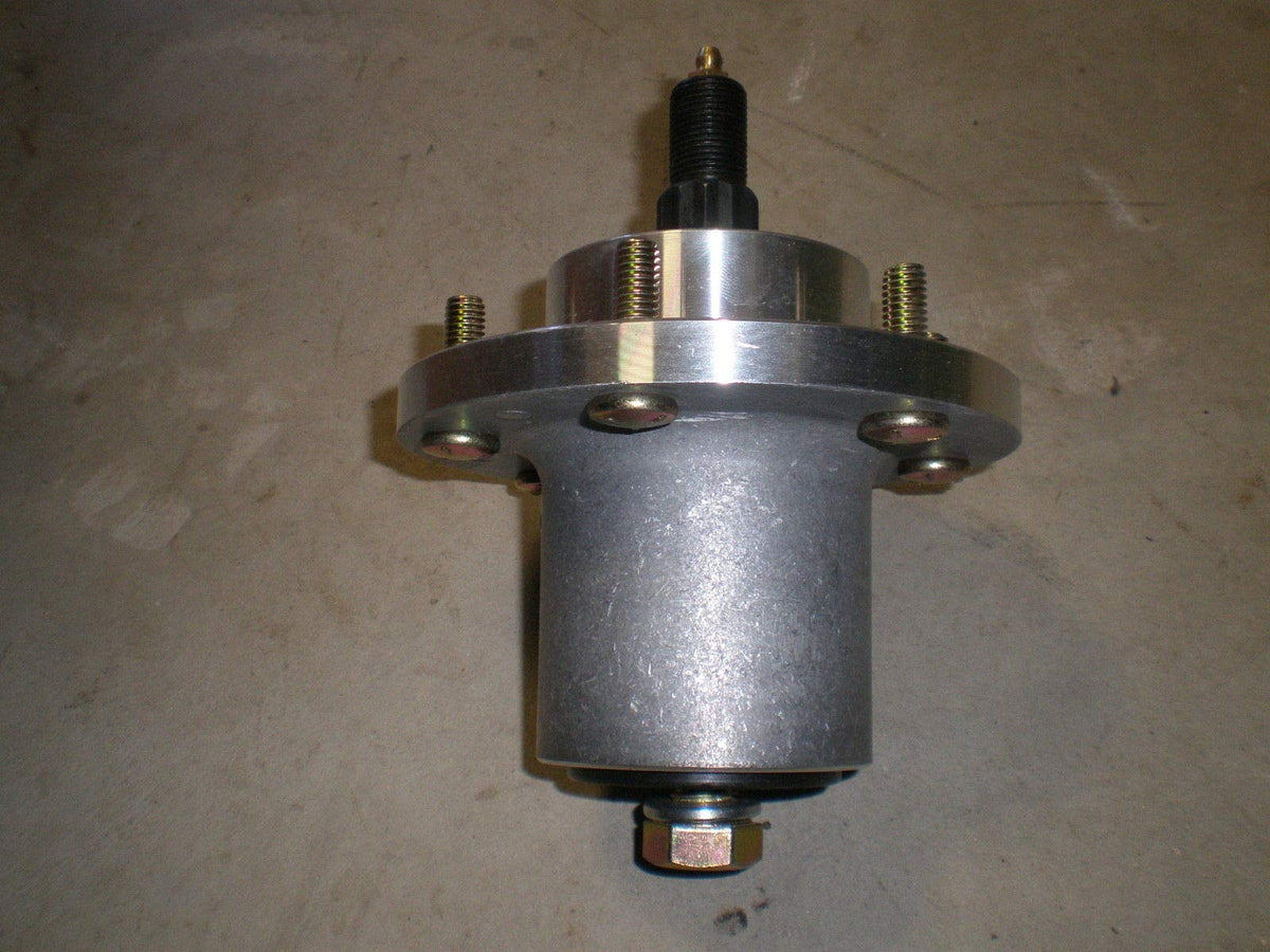 New Replacement Deck spindle Fits For Great Dane Super surfer, Chariot 36, 48, 52inches Fits D18030, 200041