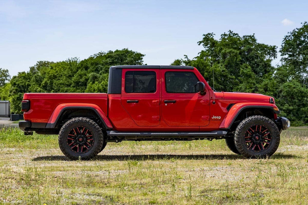 Rough Country 2.5" Leveling Lift Kit for 2020-2024 Jeep Gladiator JT - 63400