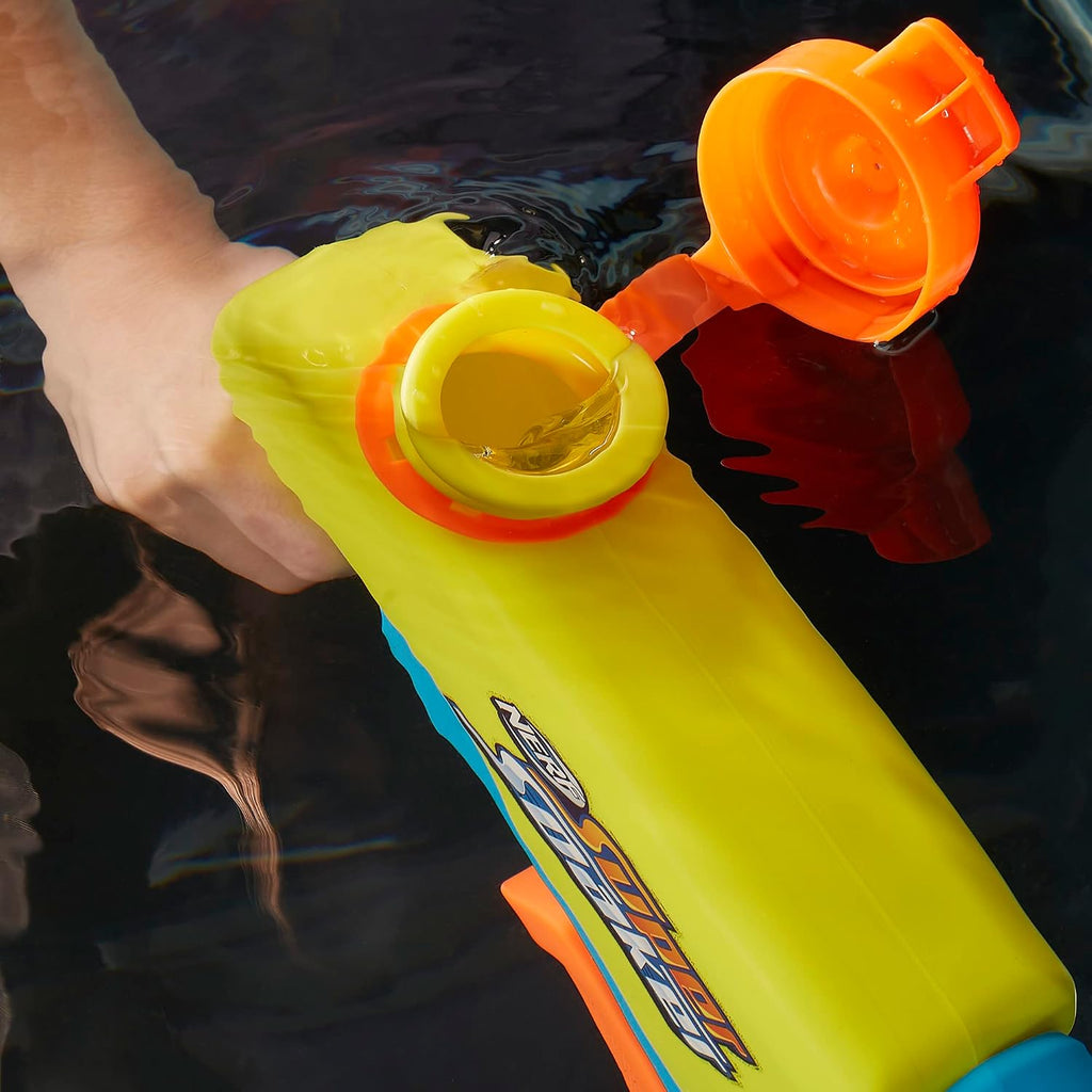 NERF Super Soaker Wave Spray Water Blaster, Wild Wave Soakage, Nozzle Moves to Create Wavy Stream, Outdoor Games and