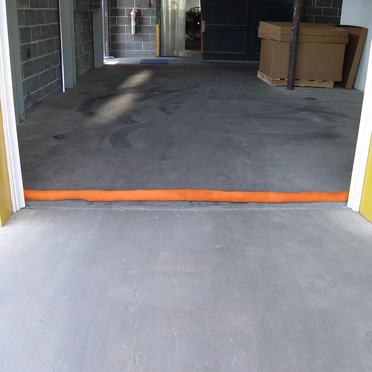 Indoor Water Dams, 1 Pack, 8ft Barrier
