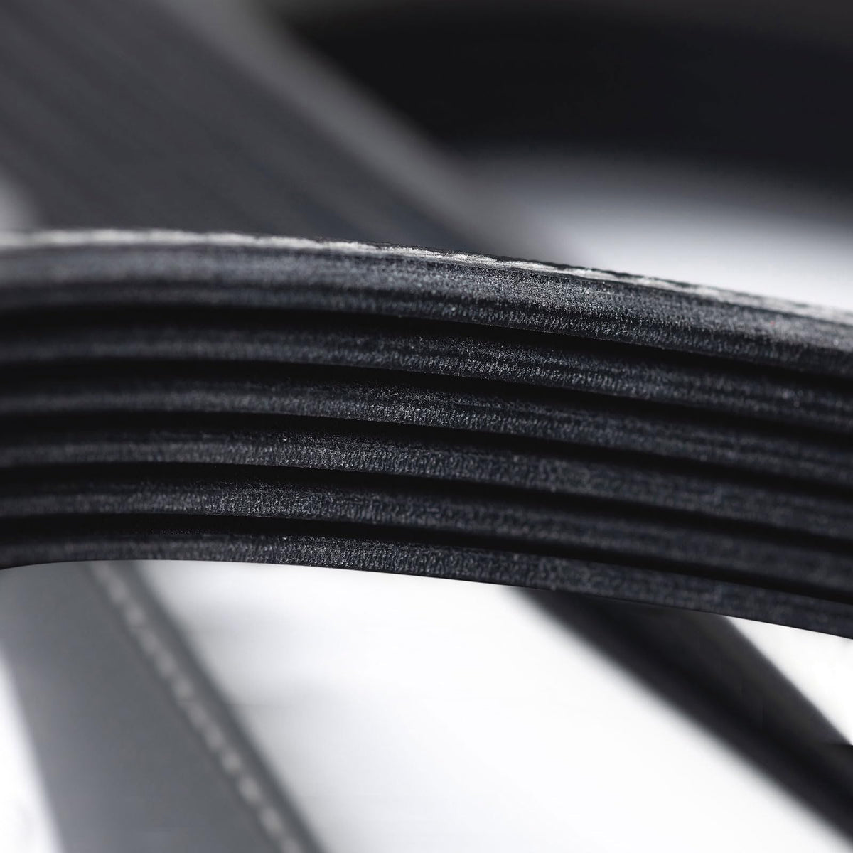 uxcell 4pcs 350J6 PJ V-Ribbed Belt 6 Ribs 35" L x 0.55" W x 0.14" H, EPDM