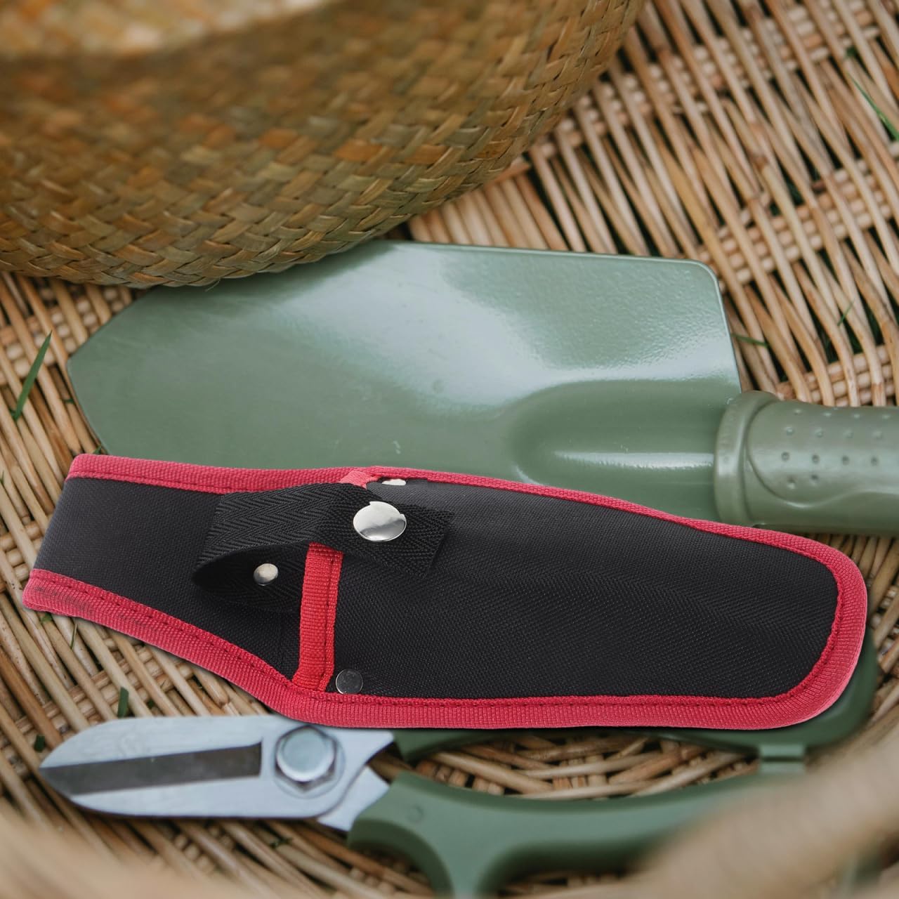 Garden Tool Pouch Canvas Pruning Shears Cover Lightweight Portable Scissor Holder with Belt Clip for Pruner Storage