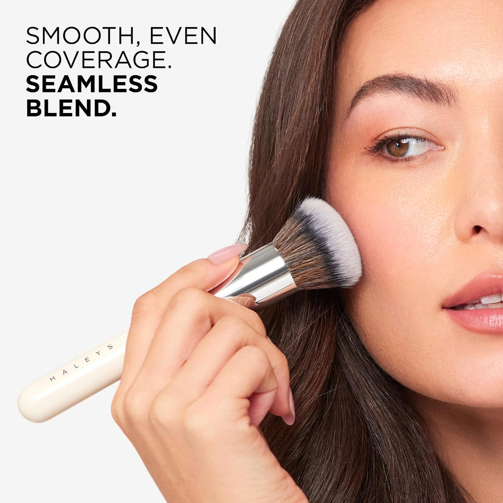 Beauty Kabuki Foundation Brush For Applying Powder, Foundation, Bronzer, Blush, and Mineral Make up, Soft Bristles