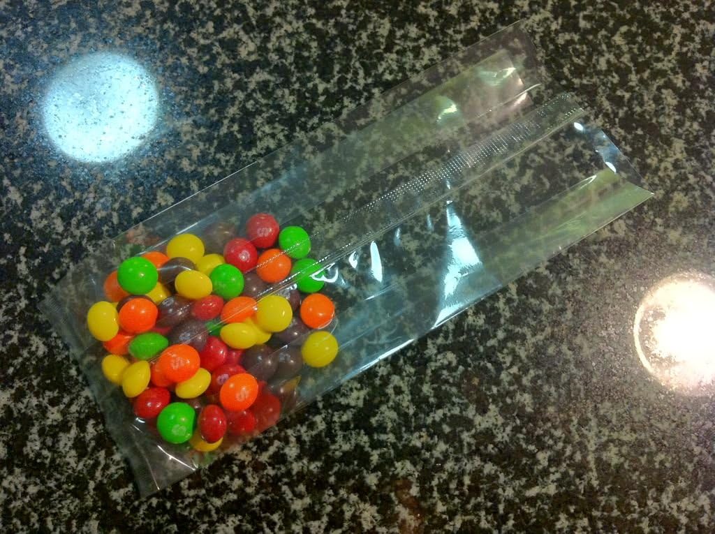 100 Pcs 3x2x8 Clear Side Gusseted Cello Cellophane Bags Good for Candy Cookie Bakery