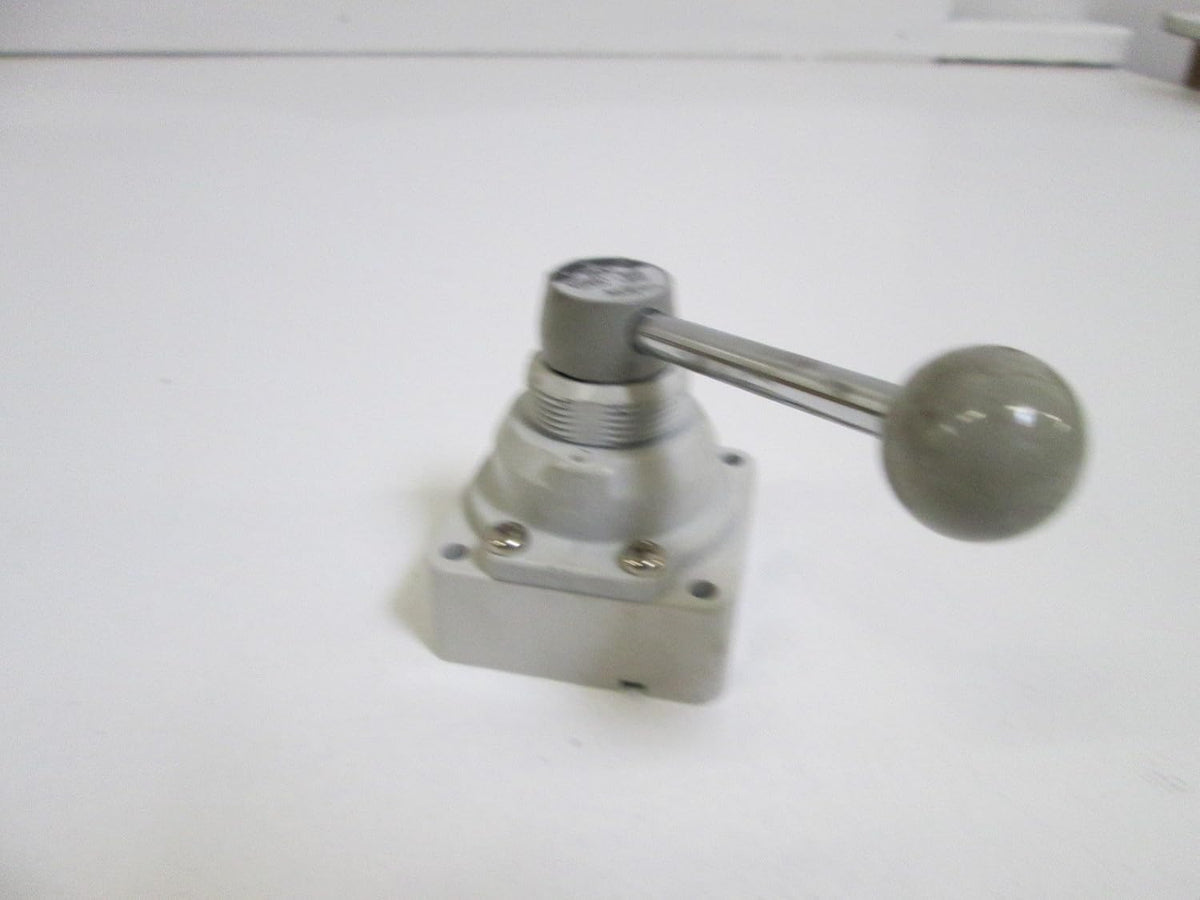 SMC VH201-N02 hand-valve 1/4 npt s&b pt