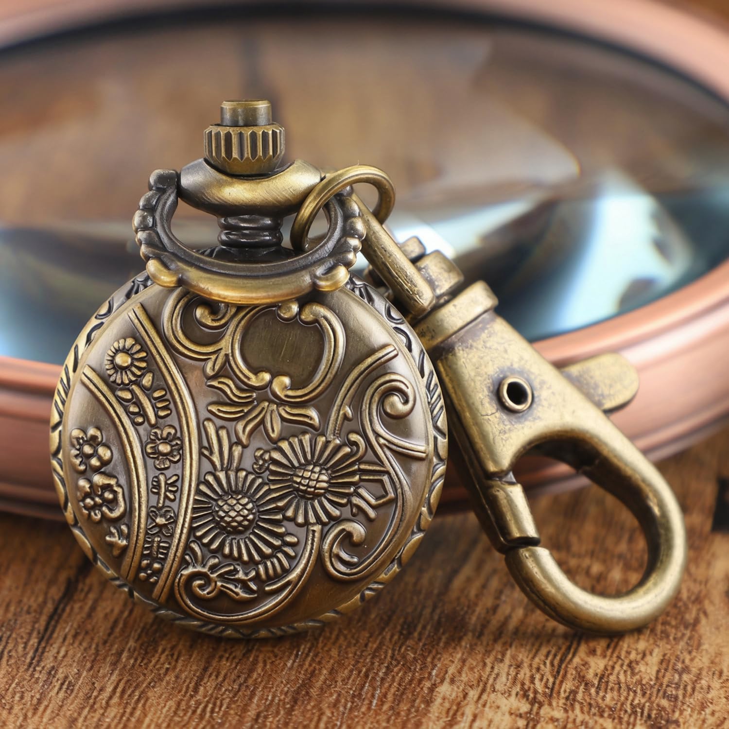 Star Hollow Design Men's Quartz Pocket Watch, Vintage Souvenir Gift Keychain and Chain Dual-Use Pocket Watch
