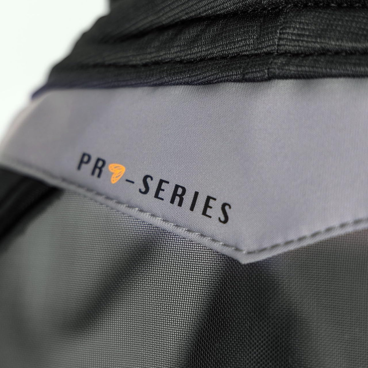 FlyGuard Pro Fine Mesh Fly Mask with UV Protection Jet/Ears and Nose/Full