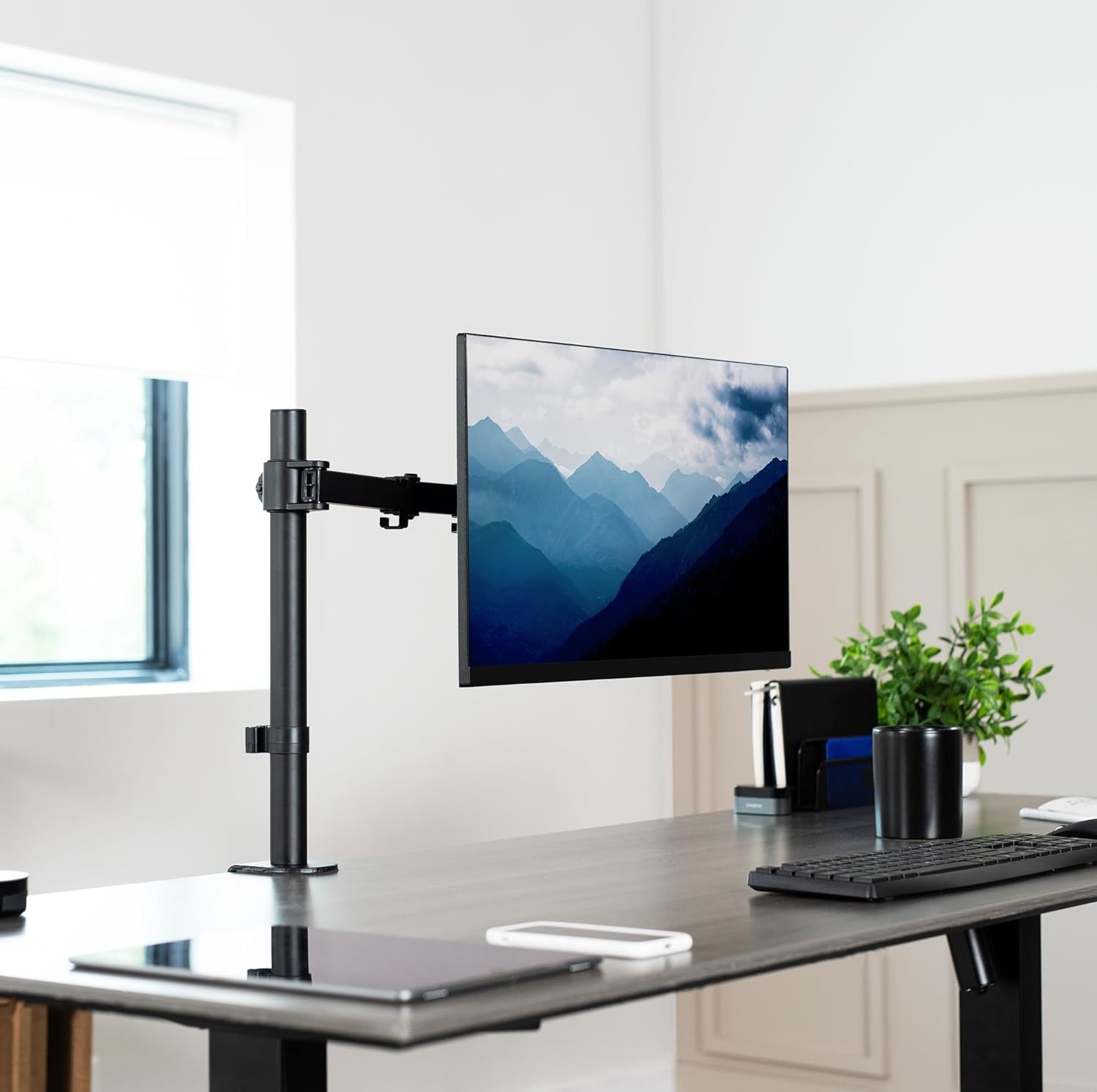 Single 13 to 38 inch Ultrawide Monitor Arm Desk Mount, Regular Screens up to 32 inches, 22 lbs capacity, Fully