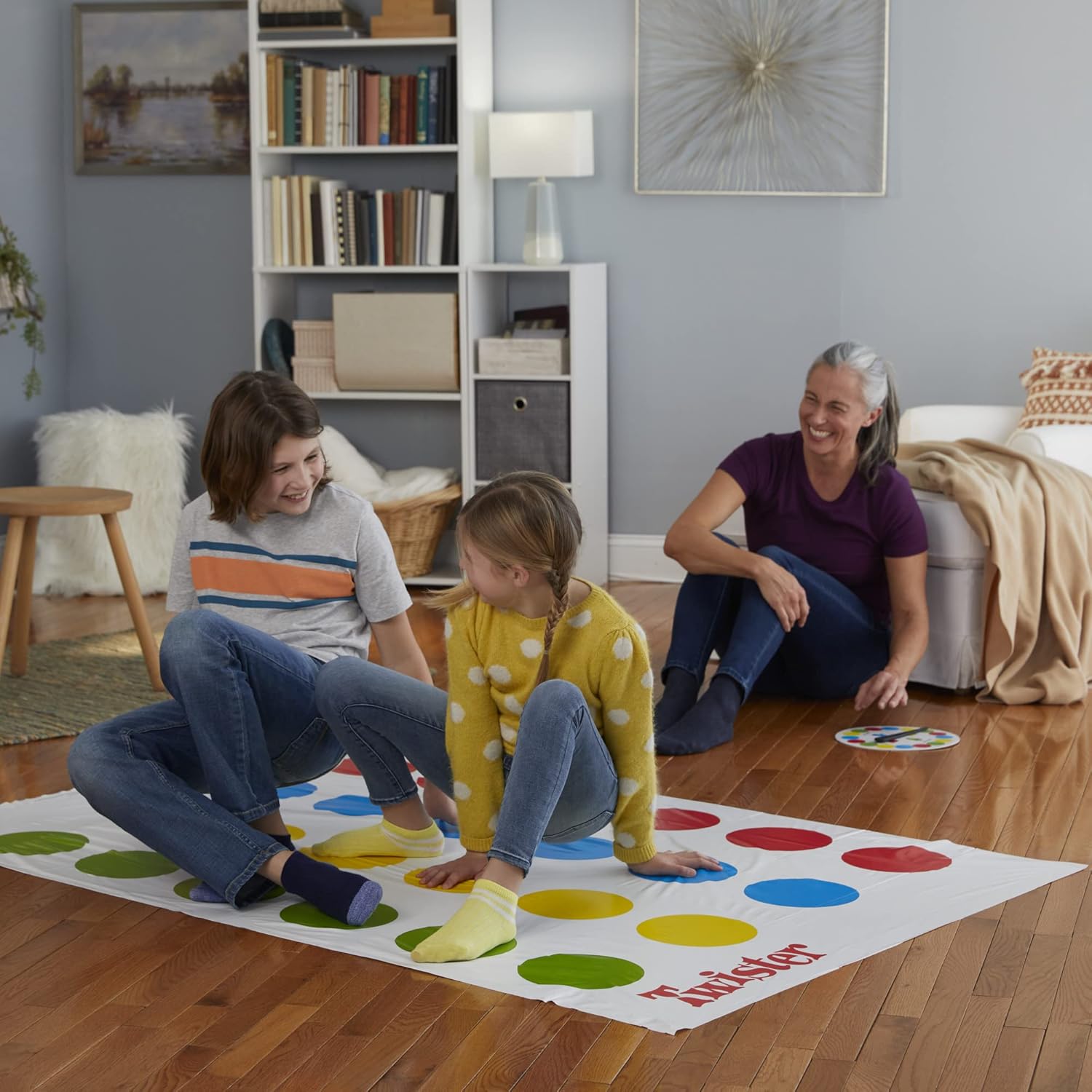 Hasbro Twister Party Classic Board Game for 2 or More Players,Indoor and Outdoor Game for Kids 6 and Up,Packaging May