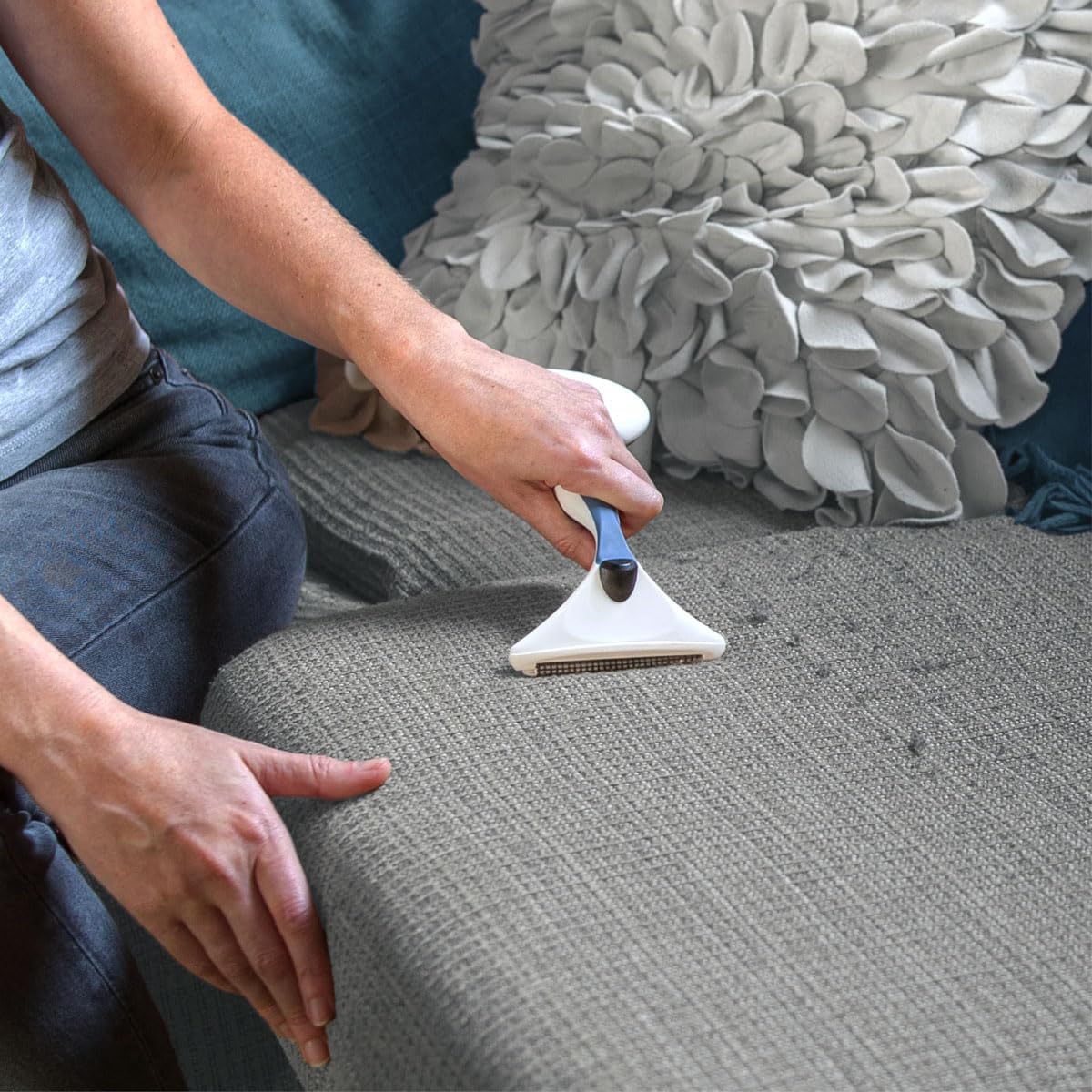 Battery-Free 4-in-1 Fabric Shaver & Lint Brush | Ultimate Fuzz Remover | Adjustable Depiller Lint Remover for