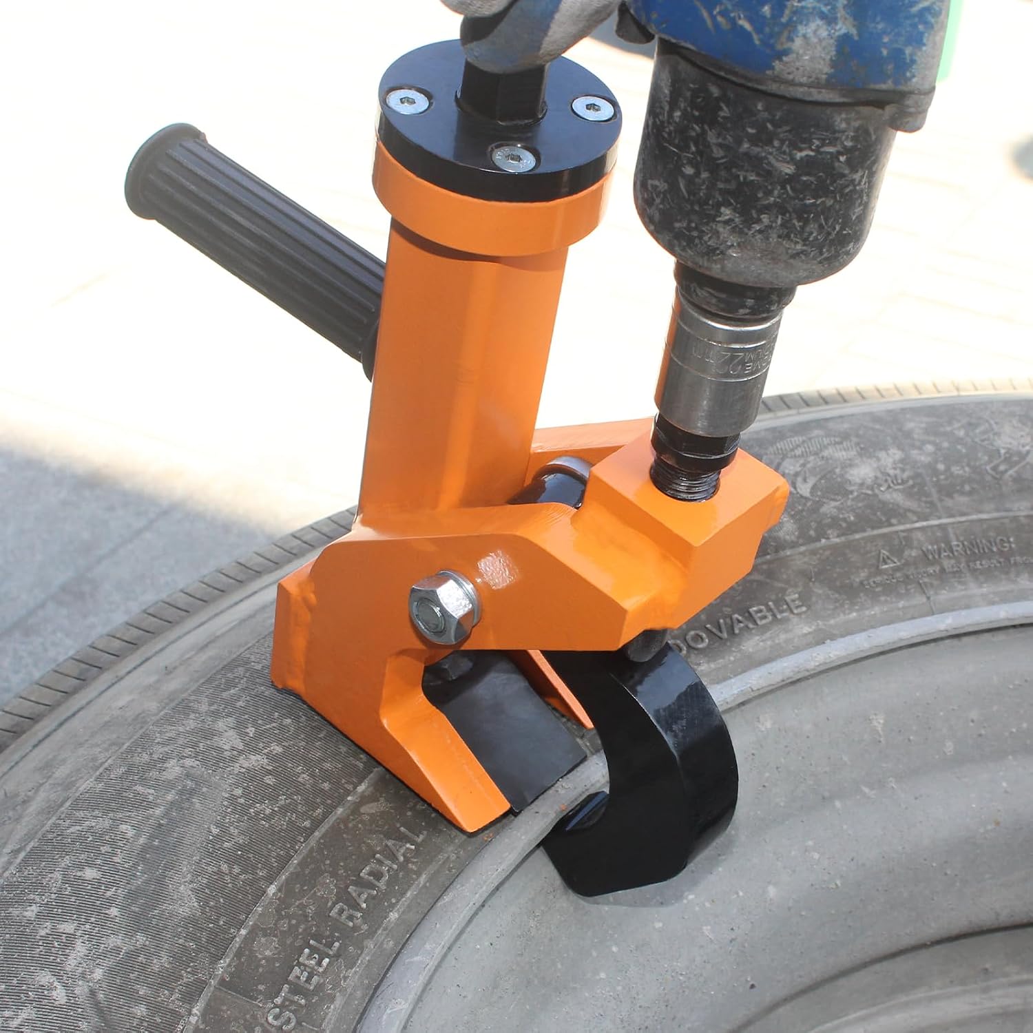 BESTOOL Pneumatic Tire Bead Breaker for Trucks, Tractors, ATVs, RVs, Orange