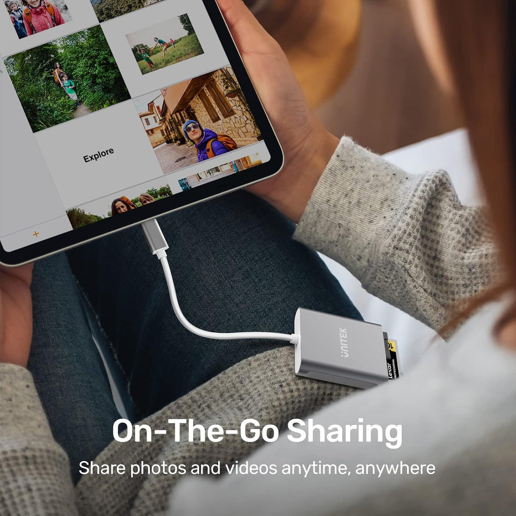 CF Card/MicroSD/SD Type-C Flash Memory Card Reader for USB C Device | High-Speed Read 3 Cards Simultaneously Aluminum