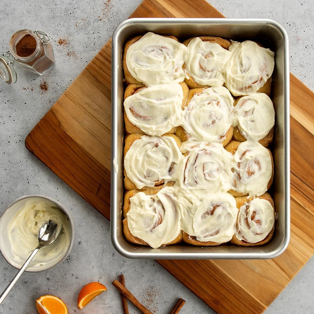 Natural Aluminum Commercial Rectangular Cake Pan, Exterior dimensions 12.9 x 9.5 x 2.5 inches and interior dimensions