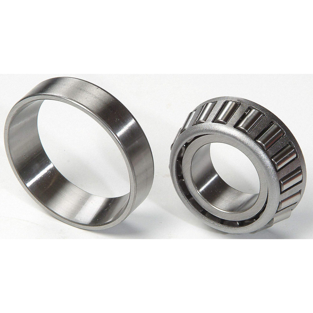 National HD204 Taper Bearing Set