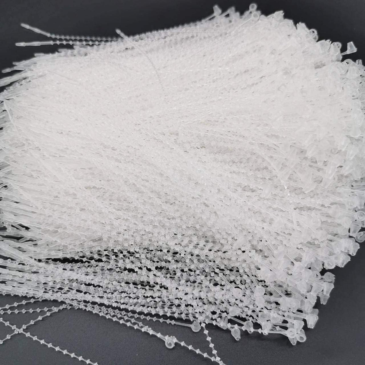 Pack of 1000pcs Snap Lock 5" Pin Adjustable Security Beaded Loop Tie Plastic Paper Prices Tag Fasteners - White