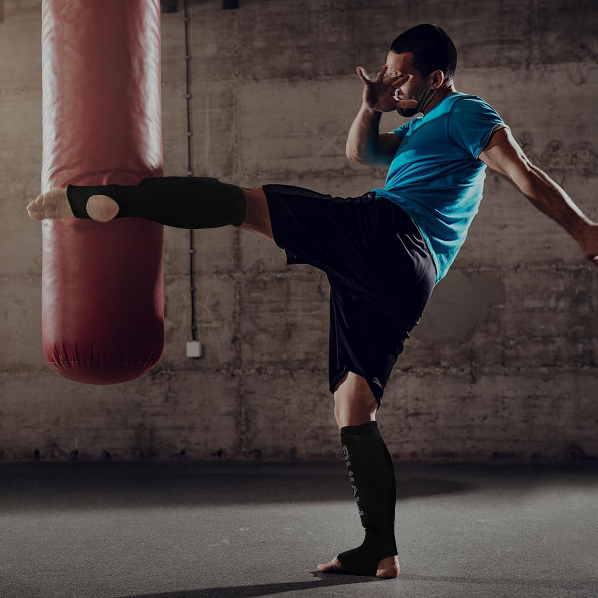 Elastic Cloth Shin Guards for MMA, Muay Thai and Kickboxing