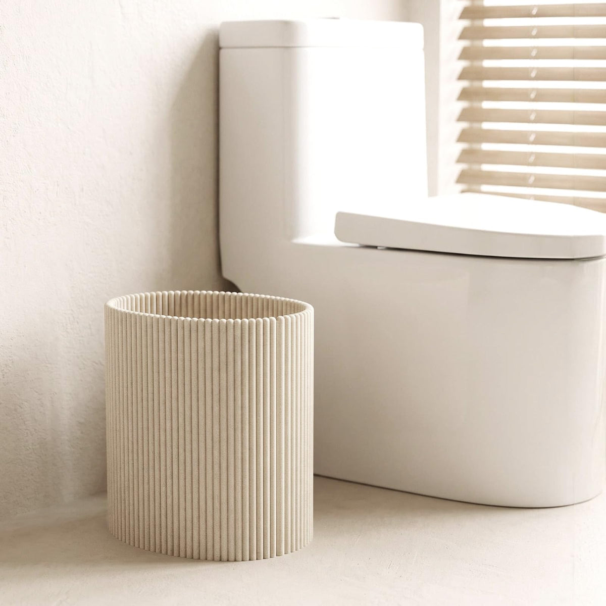 Small Bathroom Trash Can, Beige & Thick Lines, 1.6 Gallon