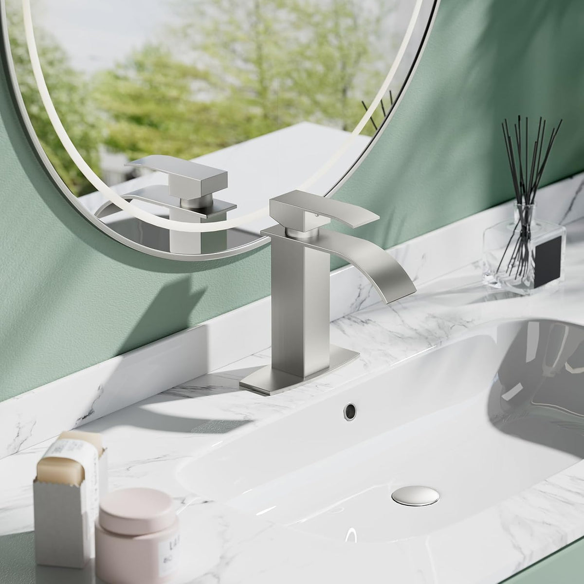 Brushed Nickel Bathroom Faucet 1 Hole Single Hole Vanity Faucet