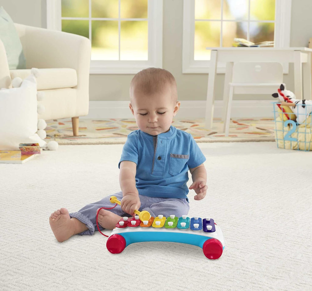 Fisher-Price Toddler Pull Toy, Classic Xylophone Pretend Musical Instrument with Mallet for Preschool Kids Ages 18+
