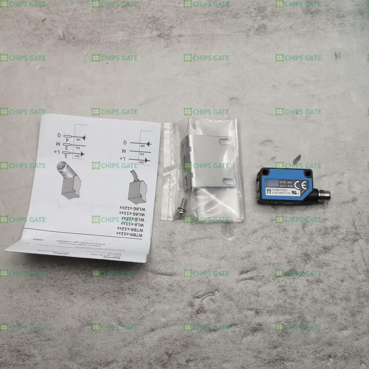 New in Box Sick WTB8-P2231 Photoelectric Sensor US Stock