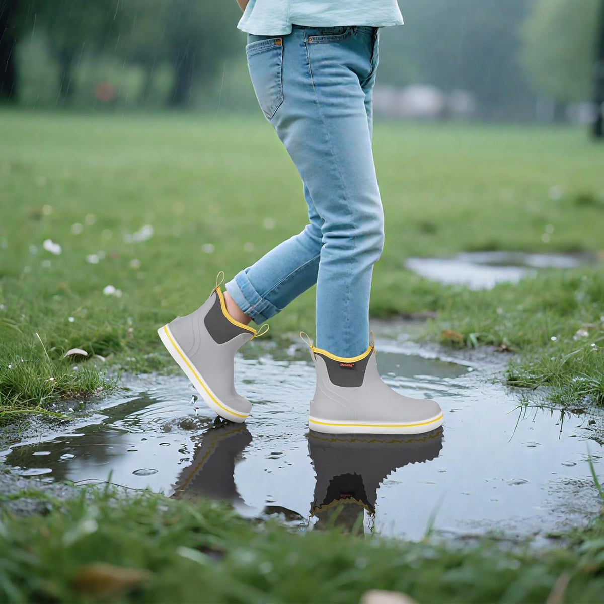 Rain Boots Kids Waterproof Deck Boots Girls Boys Mud Booties